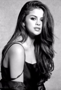 Selena Sexy Wallpaper