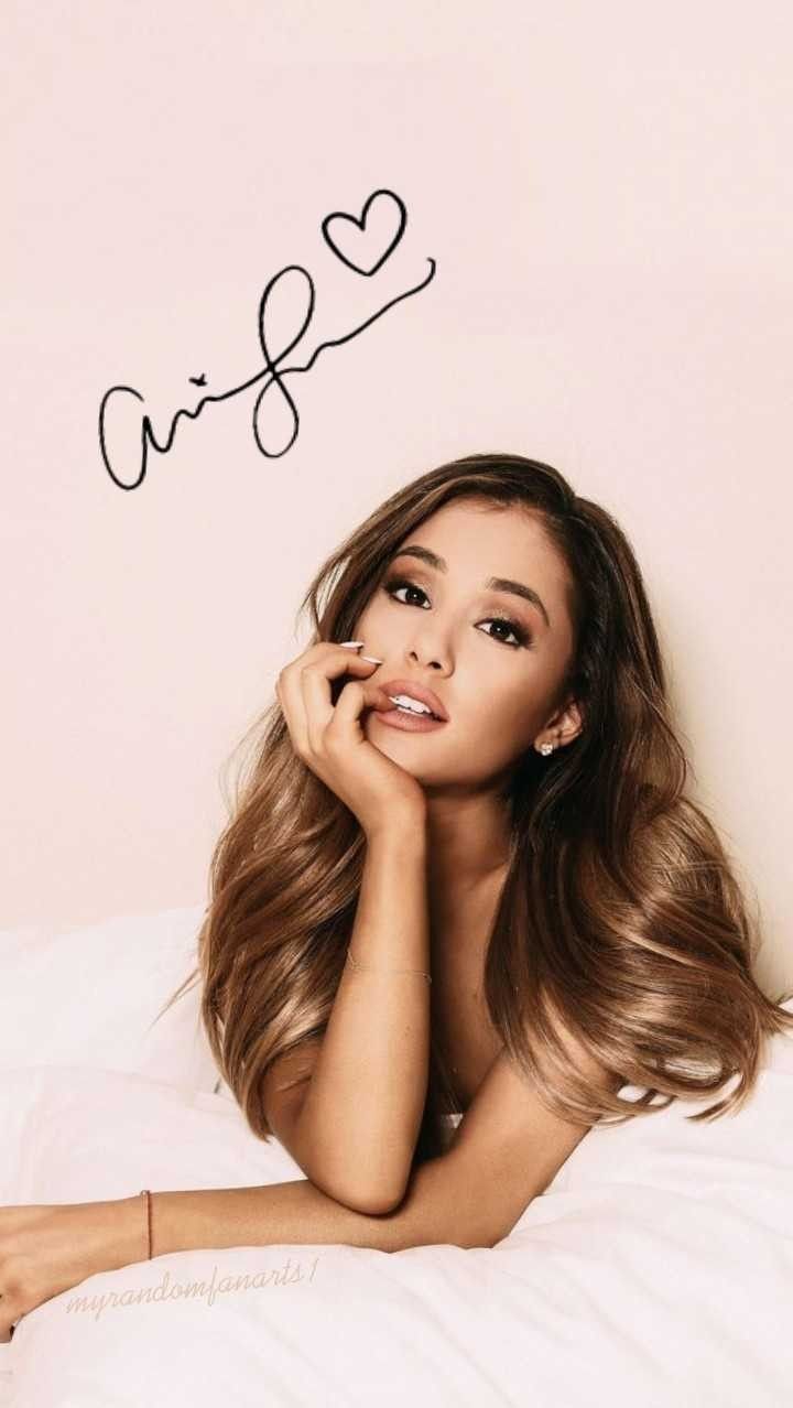 Wallpaper Ariana Grande