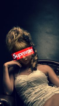 Supreme Babe Wallpaper