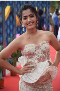 Beautiful Rashmika Wallpaper