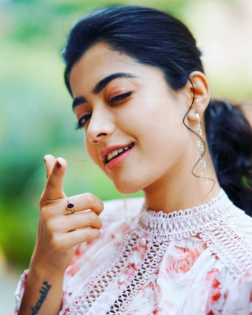 Rashmika Wallpaper 1 Rashmika Wallpaper