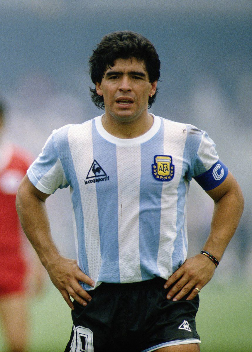 Maradona Background 1 Maradona Background 3