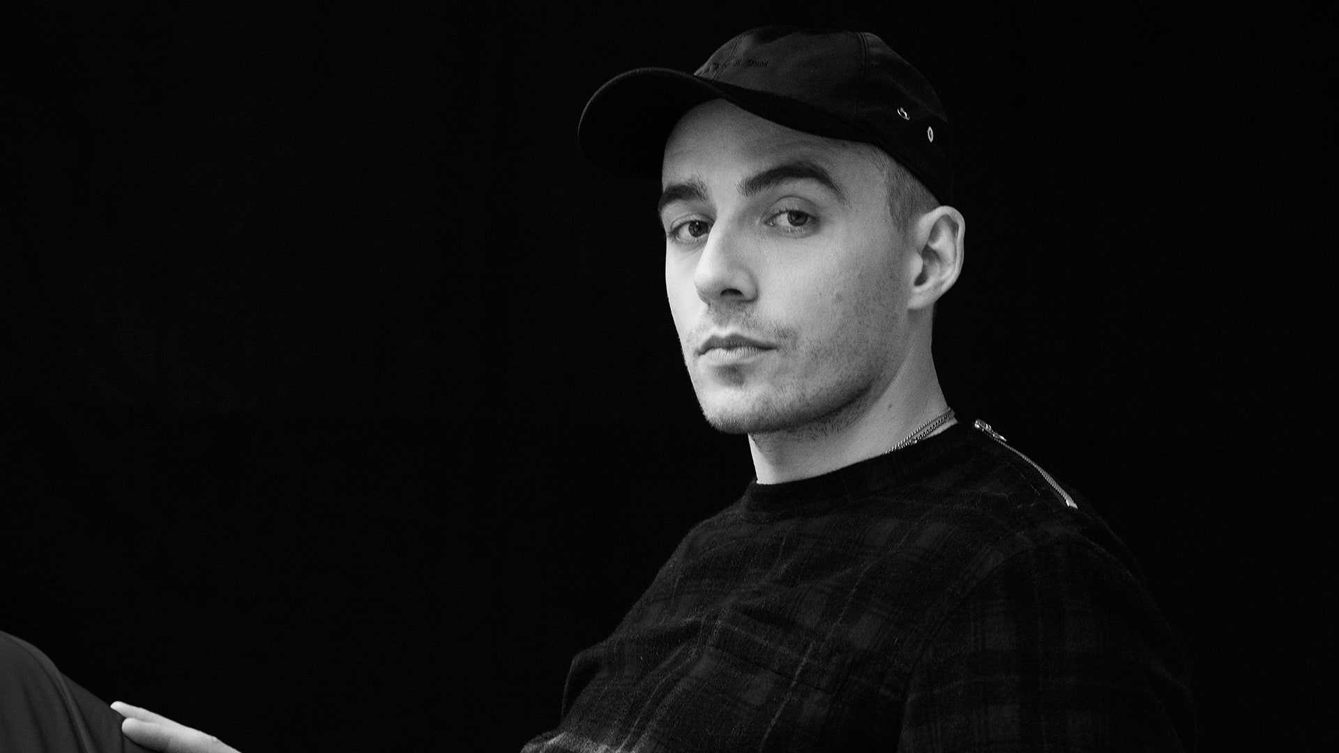 Dermot Kennedy HD Wallpaper 1 Dermot Kennedy HD Wallpaper