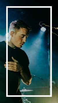 Dermot Kennedy Wallpaper iPhone