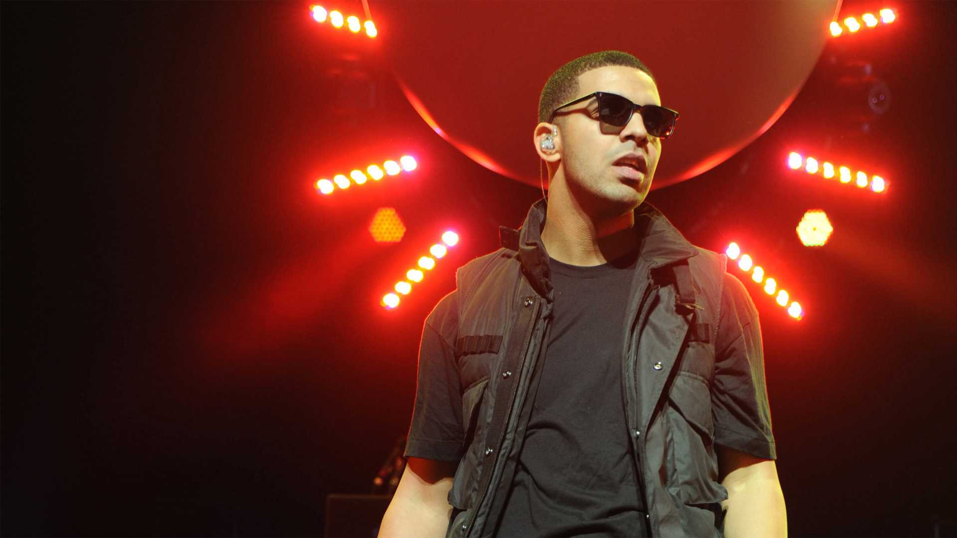 Drake Wallpaper HD 1 Drake Wallpaper HD 2