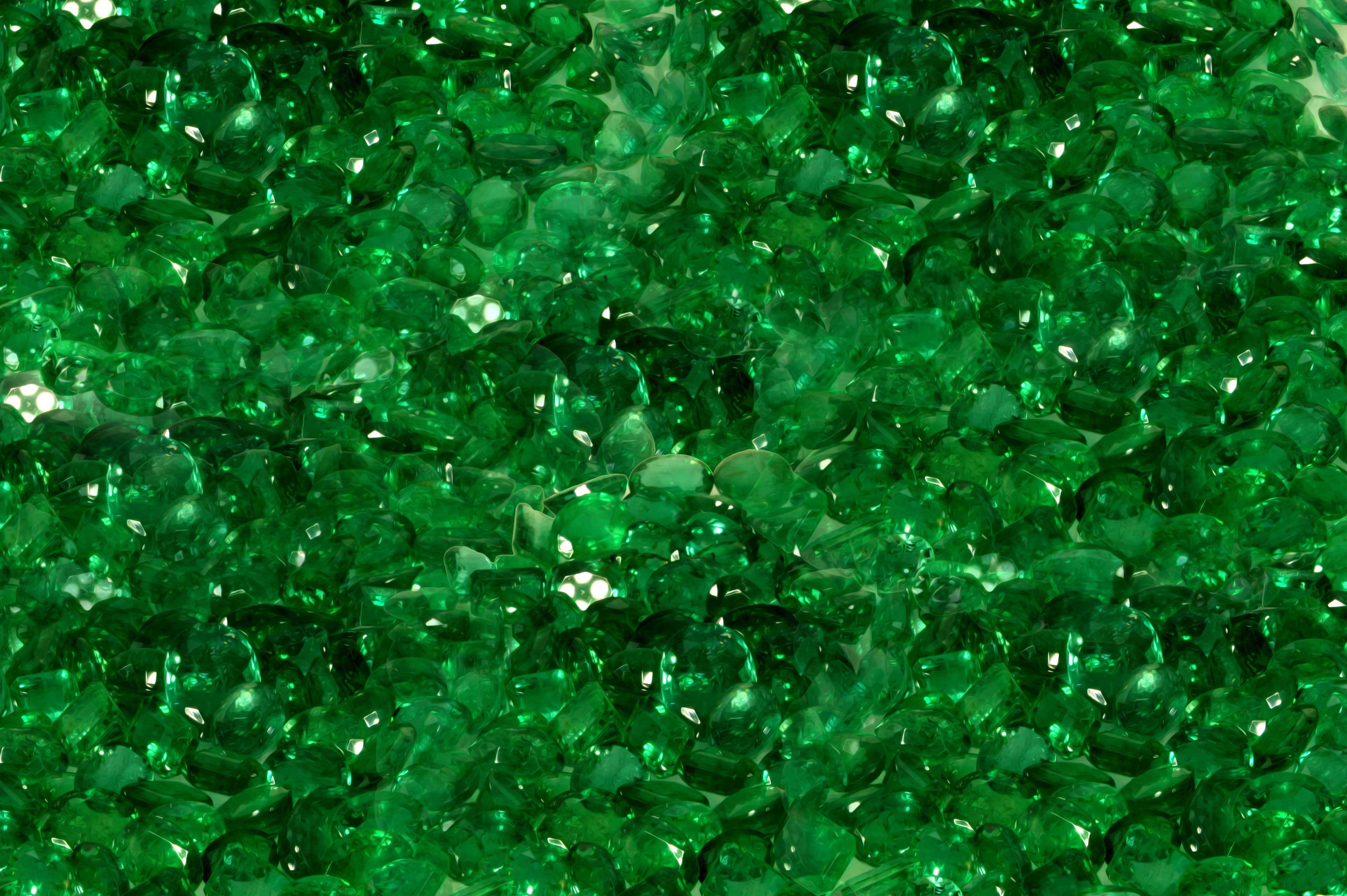 4. "Nail Art Ideas for an Emerald Green Dress" - wide 2