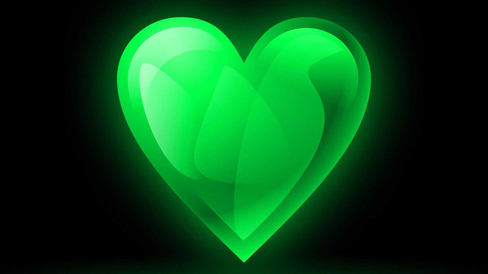 Green Heart Wallpaper 1