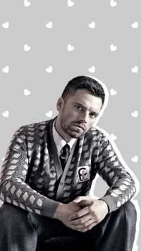 Sebastian Stan Lockscreen 2