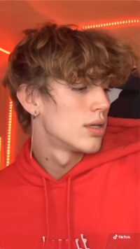 Vinnie Hacker Wallpaper 6