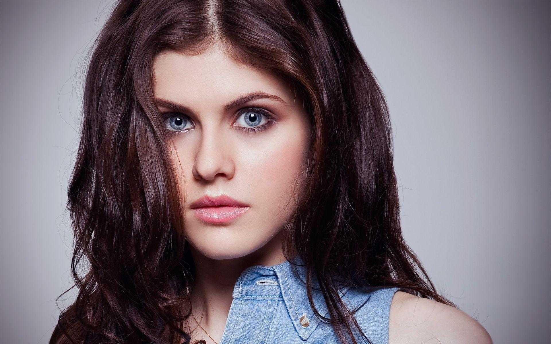 Alexandra Daddario Wallpaper Desktop 1 Alexandra Daddario Wallpaper Desktop 1