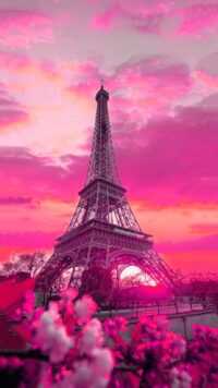Eiffel Wallpaper 4