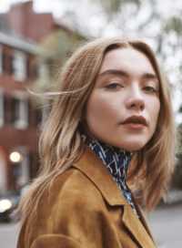 Florence Pugh Background 8