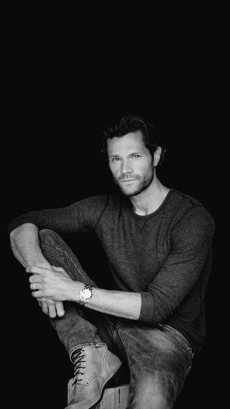 Jared Padalecki iPhone Wallpaper 1 Jared Padalecki iPhone Wallpaper 1