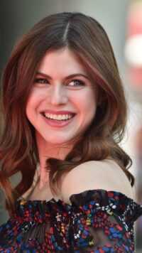 iPhone Alexandra Daddario Wallpaper 4