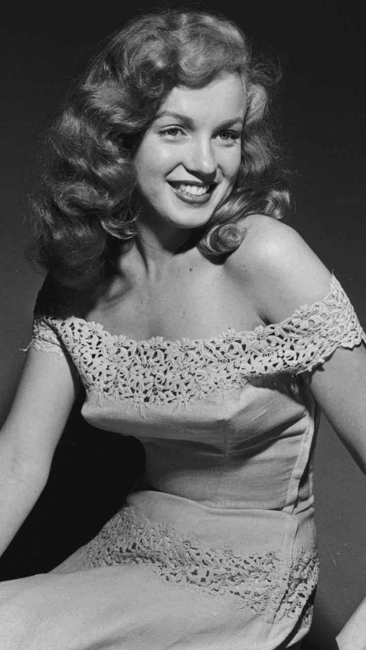 Marilyn Monroe Wallpaper 1 Marilyn Monroe Wallpaper 1