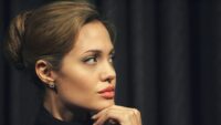 Angelina Jolie Wallpaper 2