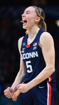 Paige Bueckers Wallpaper 8